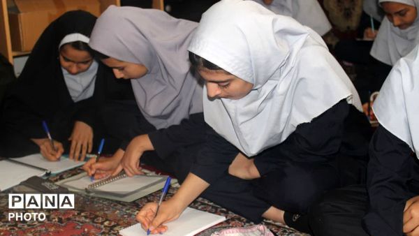 چراغ کلاس‌های حضوری را در شرایط جنگی خاموش نگذاشتیم