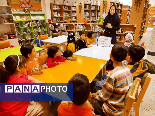 هفته دفاع مقدس در کتابخانه الزهرا بجنورد