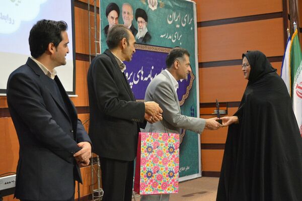 اختتامیه طرح‌ها و برنامه‌های پرورشی بهارستان‌دو