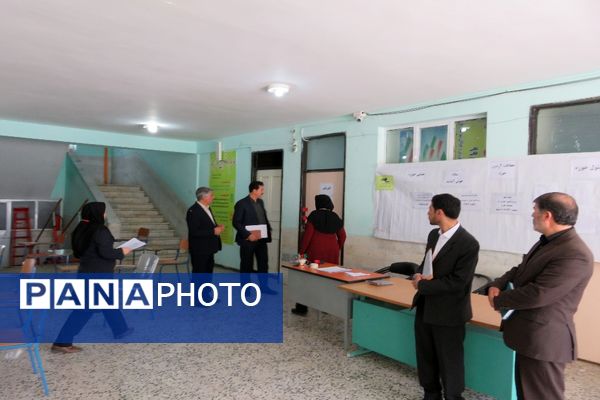 بازدید از حوزه‌های برگزاری امتحانات نهایی در شهرستان فاروج 