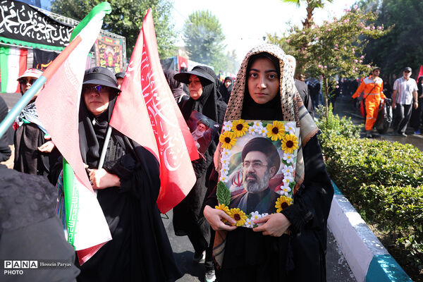 پیاده‌روی جاماندگان اربعین در تهران - 3