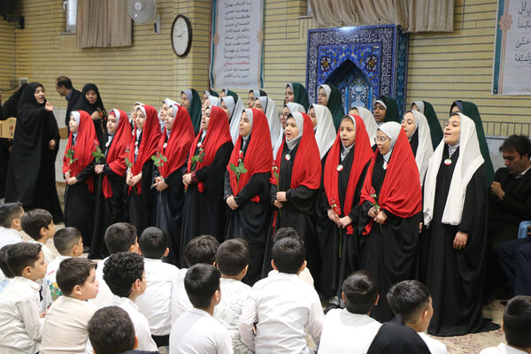 جشن دانش‌آموزی سالروز تولد شهید مهدی هندویان