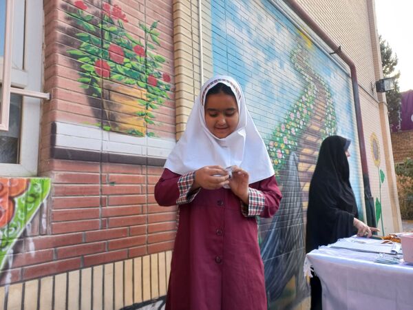 جلسه توجیهی  سفیران سلامت دبستان دخترانه شطیطه۲