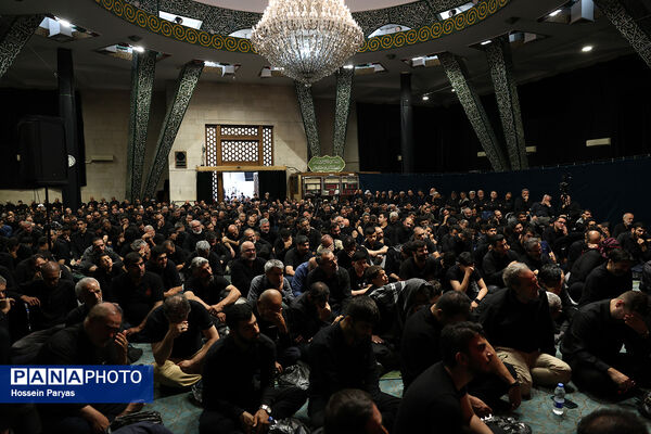 عاشورای حسینی در دانشگاه تهران