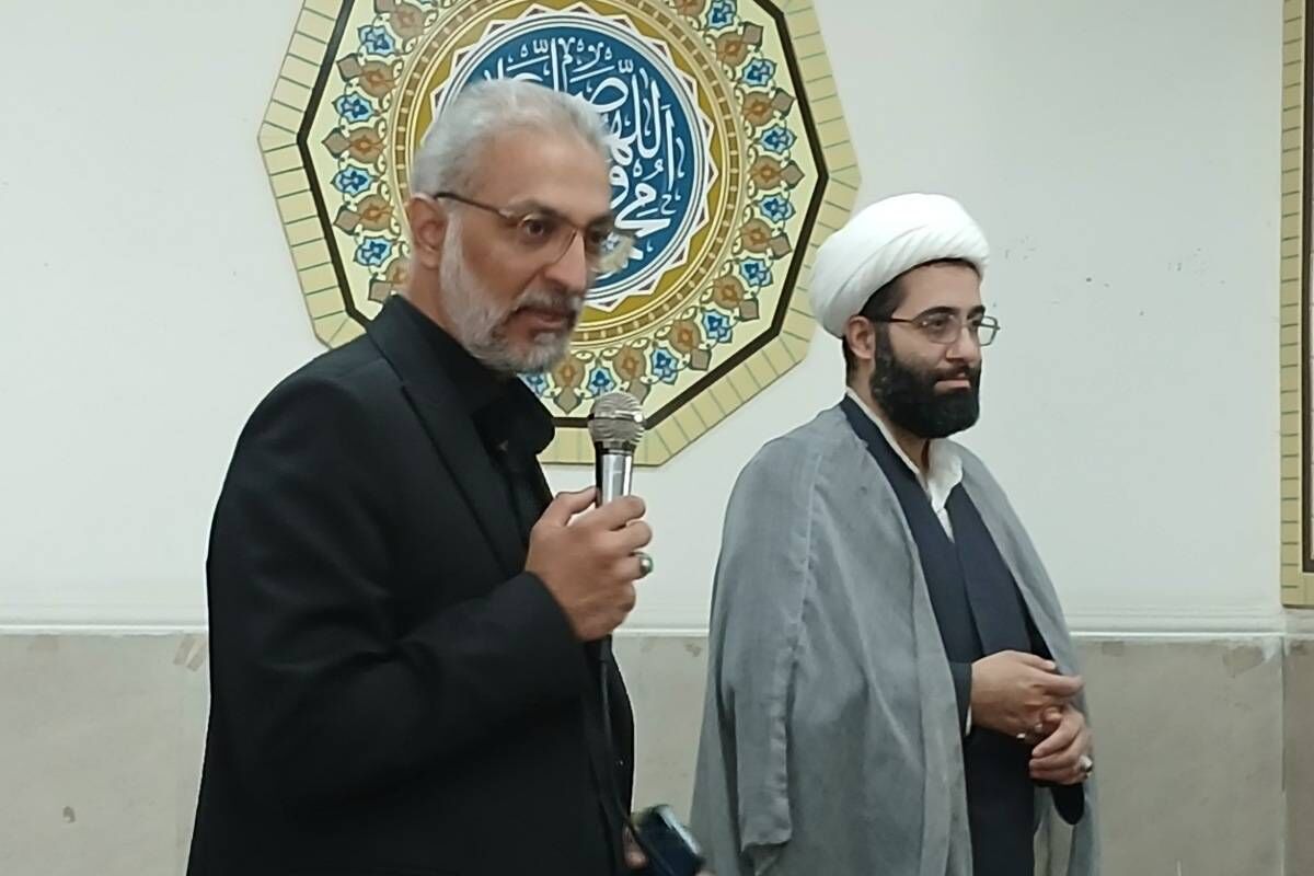 حس ناب بندگی در میان دانش‌آموزان دبیرستان امام علی (ع)