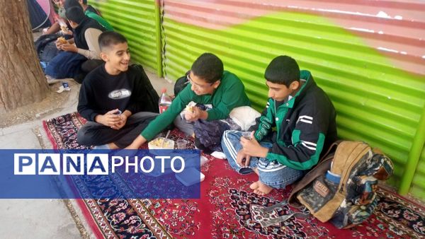 اردو درون مدرسه ای دبیرستان میثاق 