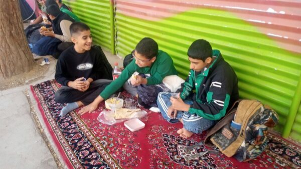 اردو درون مدرسه ای دبیرستان میثاق 