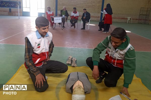 نمایش آمادگی و مهارت دانش‌آموزان در مسابقات دادرس