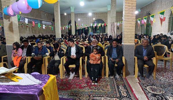 برپایی موکب  توسط هیات دانش‌آموزی و پیشتازان آموزشگاه شهید منصور عامری 