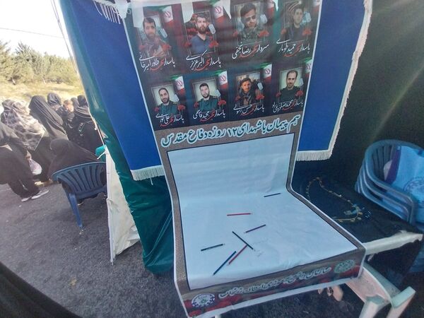 خدمت‌رسانی پیشتازان و خبرنگاران دانش‌آموزی در موکب عشاق‌الحسین گاوازنگ