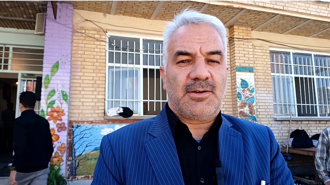 حضور شهید گمنام در مدرسه، جلوه‌ای از فرهنگ ایثار و شهادت است