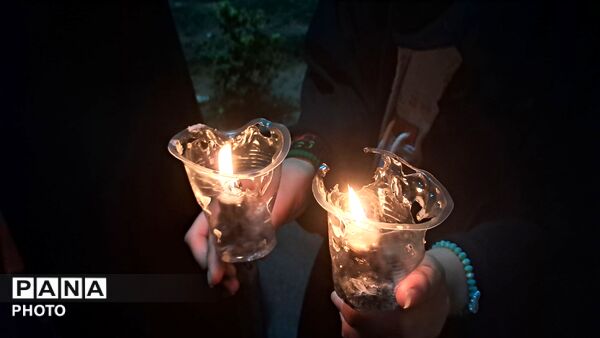  مشق شبانه سوگواران برای رهبر شهید در شام غریبان
