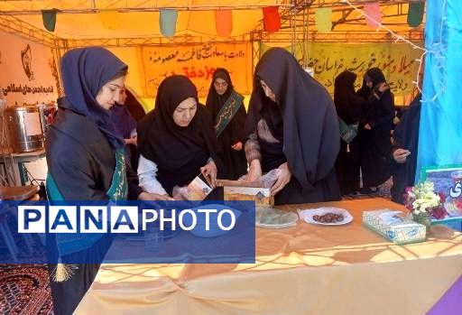 همکاری خادمیاران مدرسه فاطمیه با چایخانه دانش‌آموزی حضرت رضا (ع) در شیروان