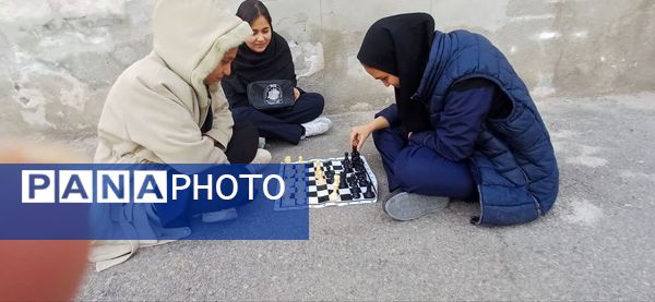 جشنواره فجر در دبیرستان نمونه دانش کاشمر