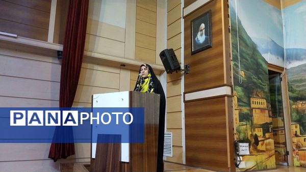 جلسه اولیا مربیان دبیرستان سرافرازان 