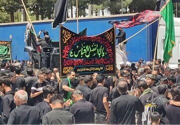 برگزاری مراسم روز عاشورا در بیرجند