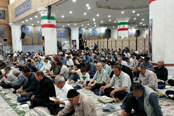 برگزاری مراسم پرفیض دعای عرفه در مصلی باقرشهر 