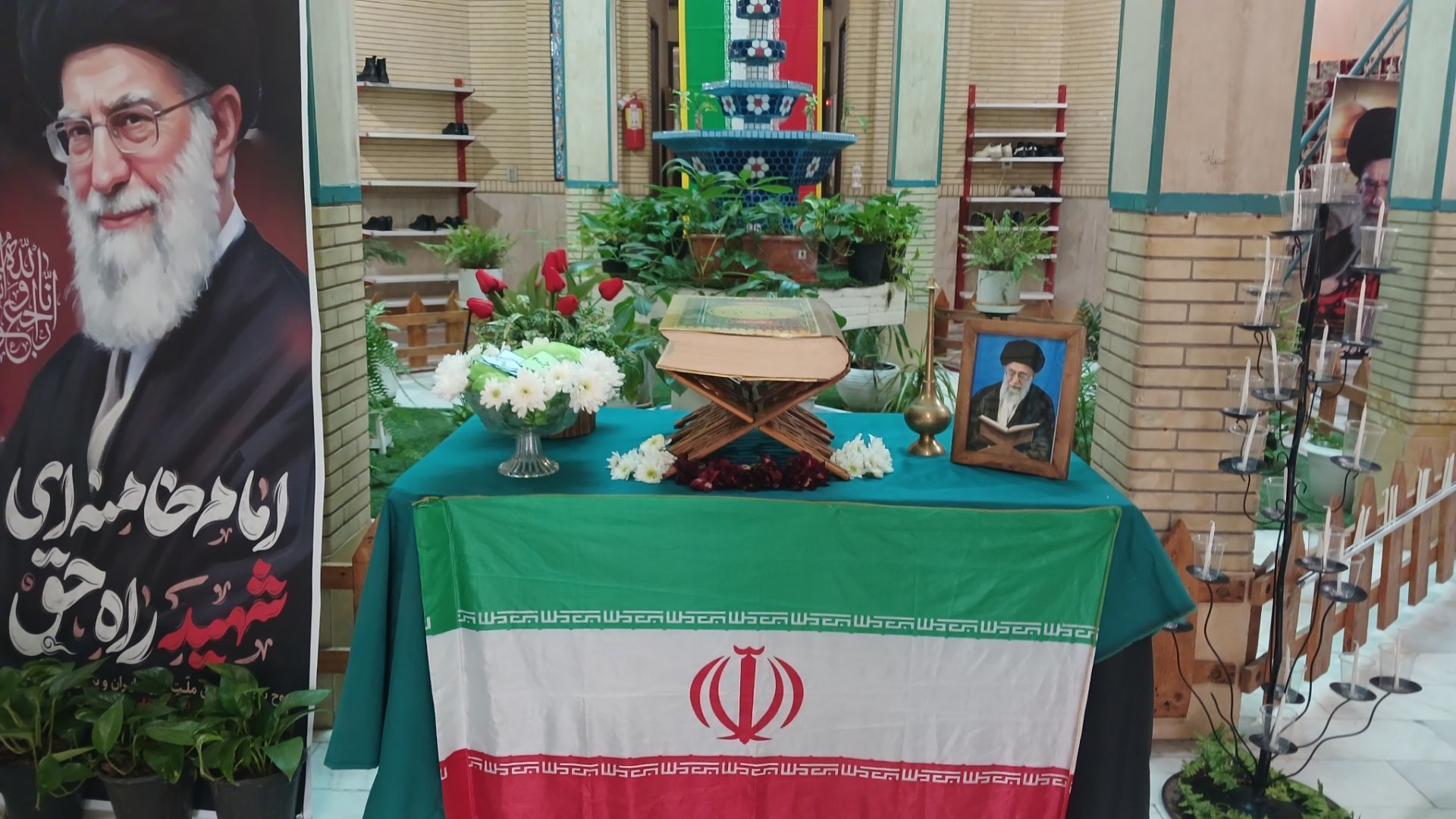 مراسم بزرگداشت چهلمین روز شهادت امام شهید امت و شهدای دبستان میناب 