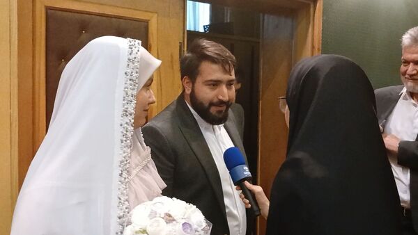 جشن بزرگ ازدواج دانشجویی در دانشگاه آزاد اسلامی واحد کرج