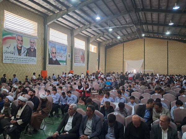 بیداری دانش آموزان ایرانی در یوم الله 13آبان 