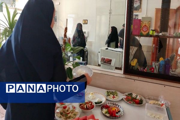 روز جهانی تخم مرغ در دبیرستان شهید مجید دهنوی نیشابور