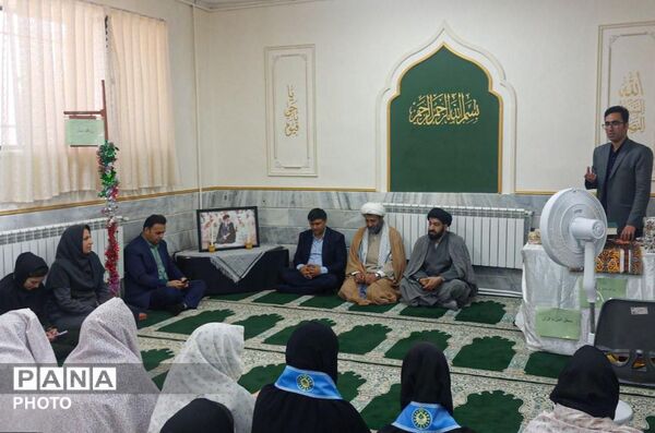 زنگ نماز در هنرستان حضرت معصومه شهرستان شیروان