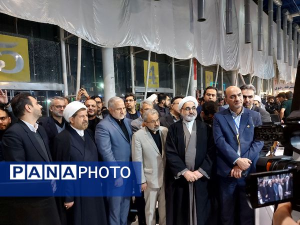 افتتاحیه غرفه رباتیک ناحیه۶ مشهد در نمایشگاه بین‌المللی مشهد 