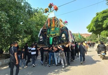 مراسم عاشورای حسینی در شهر خرو