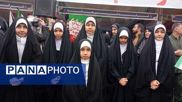 راهپیمایی ۲۲ بهمن در گلستان