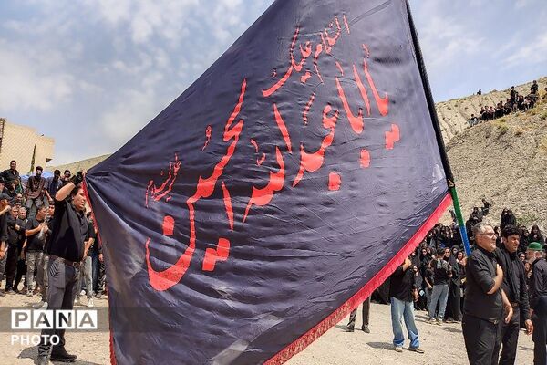 آیین باشکوه عزاداری امام حسین علیه السلام در روز عاشورای حسینی-۱
