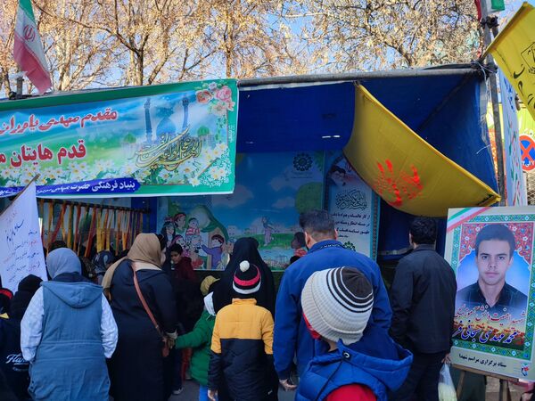 قاب پانا میزبان ساعات اولیه جشن بزرگ خیابانی در نیشابور 