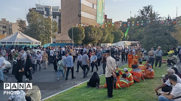 حال‌وهوای جشن میلاد پیامبر در تهران