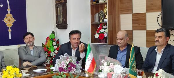 استقبال از دانش آموز شیروانی دارنده مدال برنز جهانی المپیاد علوم زمین