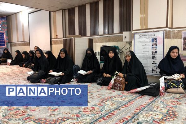 حضور پرشور دانش‌آموزان مناطق ۲۱ گانه شهرستان‌های استان تهران در بیست و نهمین کنگره قرآنی مدارس سمپاد 