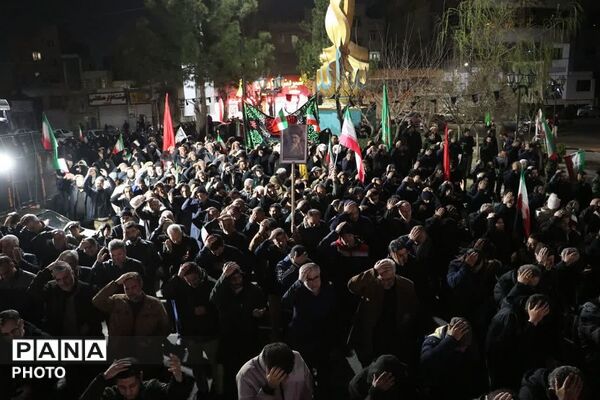 گردهمایی پرشور مردم وفادار و انقلابی چهاردانگه در دفاع از میهن و آرمان های انقلاب