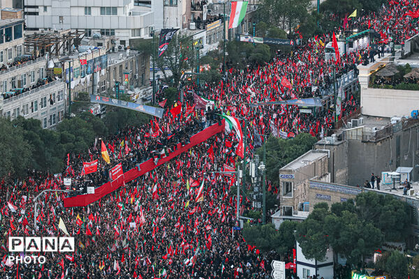 تشییع پیکر رهبر شهید انقلاب در مشهد مقدس-۱
