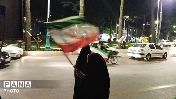 گذری بر میدان حافظ در   هشتاد و پنجمین شب از اجتماعات مردمی نیشابور