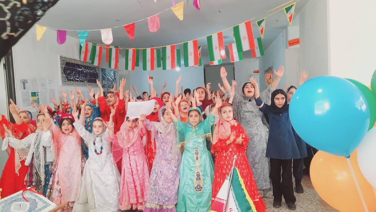 ۲۲ بهمن، طلوع آزادی در آسمان ایران
