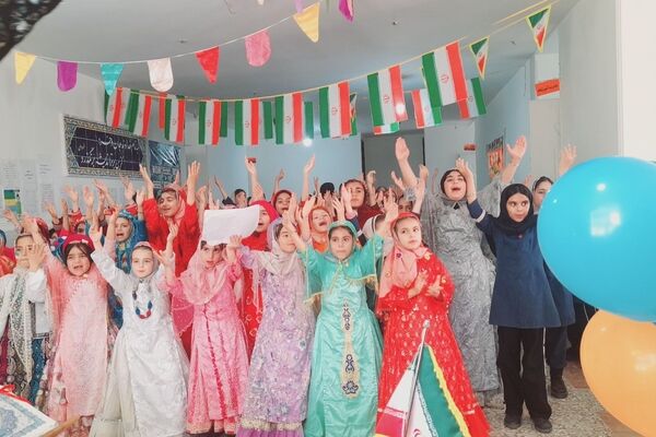 ۲۲ بهمن، طلوع آزادی در آسمان ایران