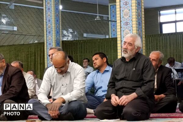  آیین عید قربان با حضور نمازگزاران در مسجد علی‌ابن‌ابی‌طالب(ع) رودهن
