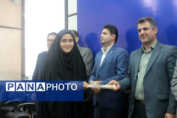 تقدیر از خبرنگاران در گلوگاه 