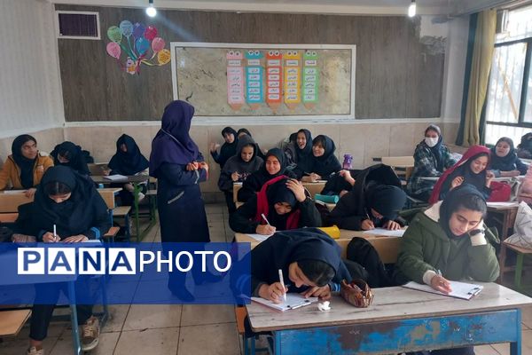 برگزاری آزمون شبه تیمز شماره۲ در دبیرستان ارمغان