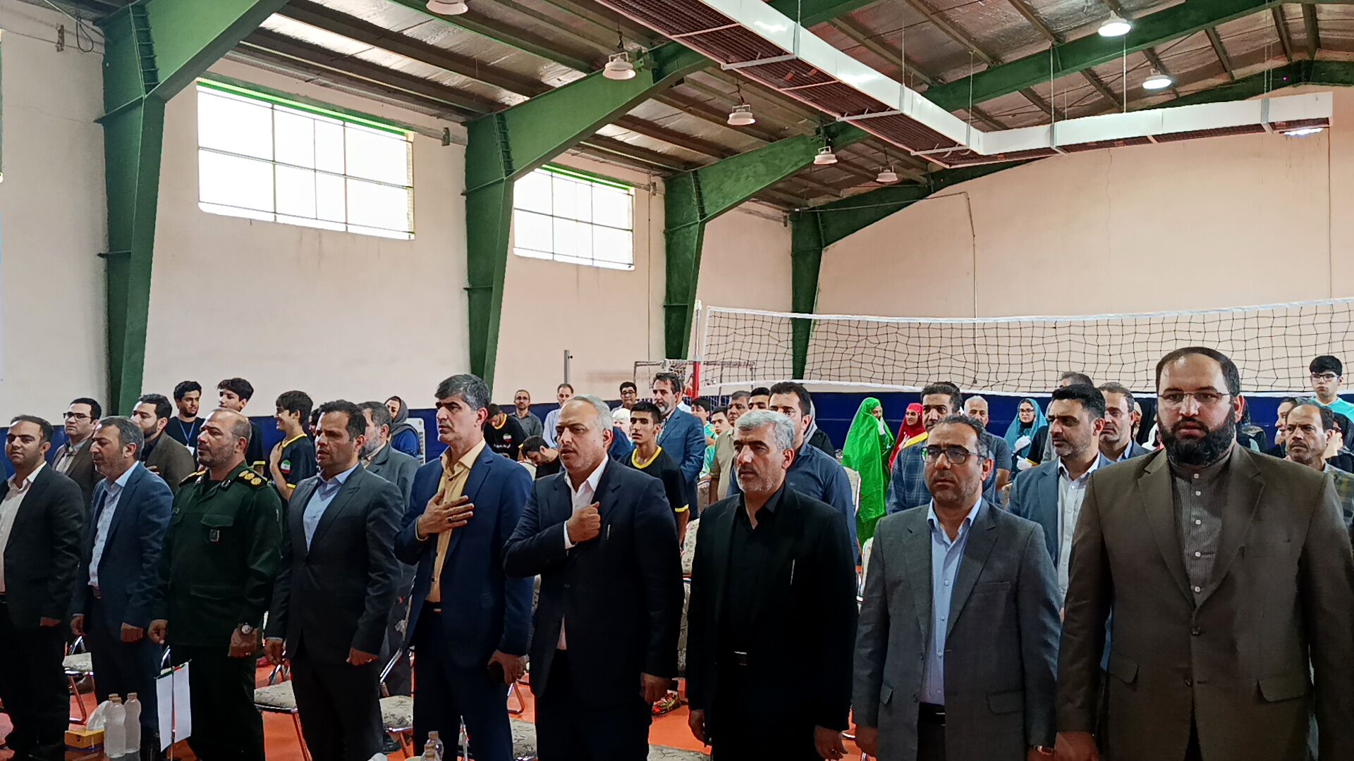 خیرین ملاردی با دو اقدام خداپسندانه، آرامش و نشاط را به دانش‌آموزان نیازمند مراقبت‌های ویژه هدیه دادند  