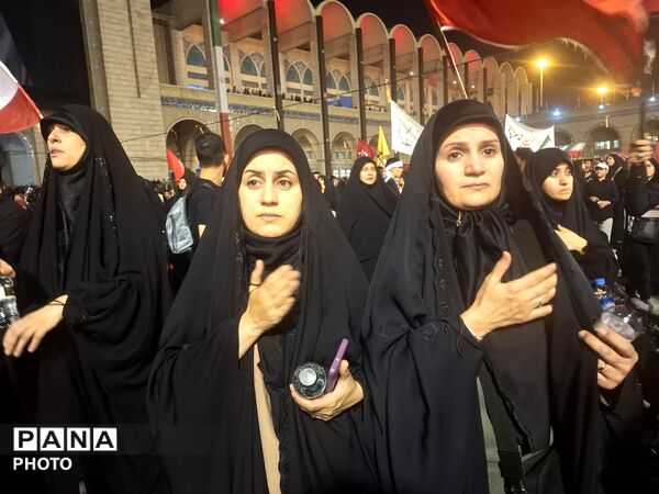 وداع با آقای شهید ایران