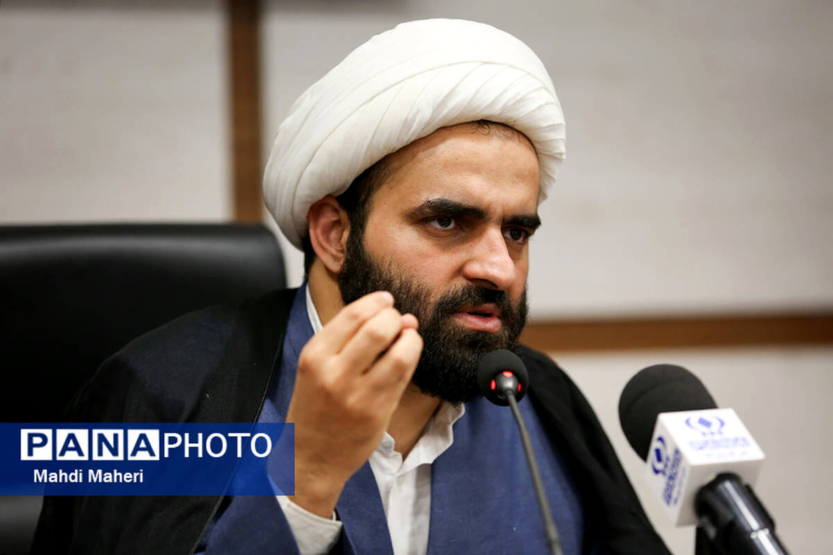 دانش‌آموزان باید به تولیدکننده فعال اثرگذار در فضای مجازی تبدیل شوند