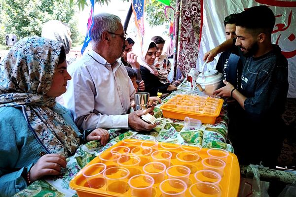 اطعام بزرگ عید غدیردر شهر بارنیشابور
