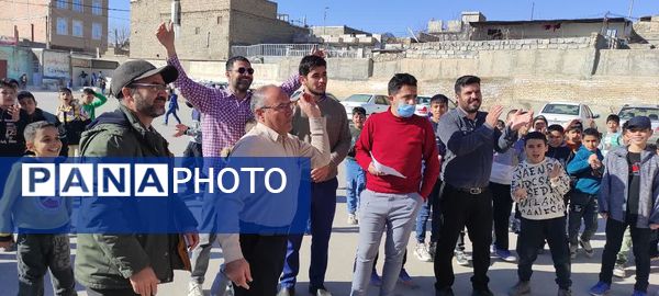 برگزاری مسابقات دارت در دبستان شهید فاتحی خانلق شهرستان شیروان