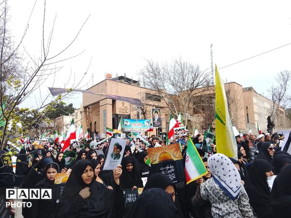  راهپیمایی روز قدس باحضور پرشور مردم نیشابور