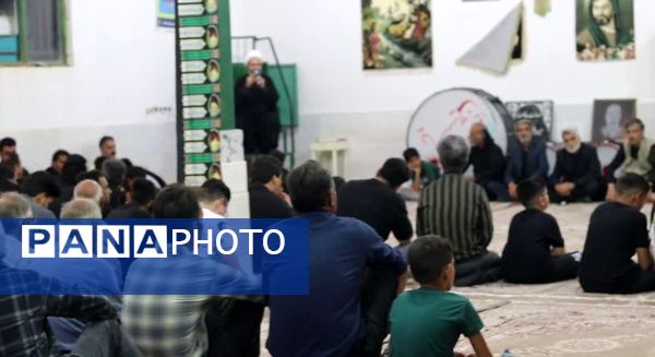 رئیس اداره اوقاف کاشمر میهمان عزاداران تکیه فاطمه زهرا (س) روستای قوچ پلنگ