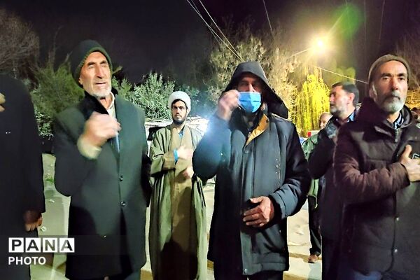 هستیم بر عهدی که بستیم تا آخر جان